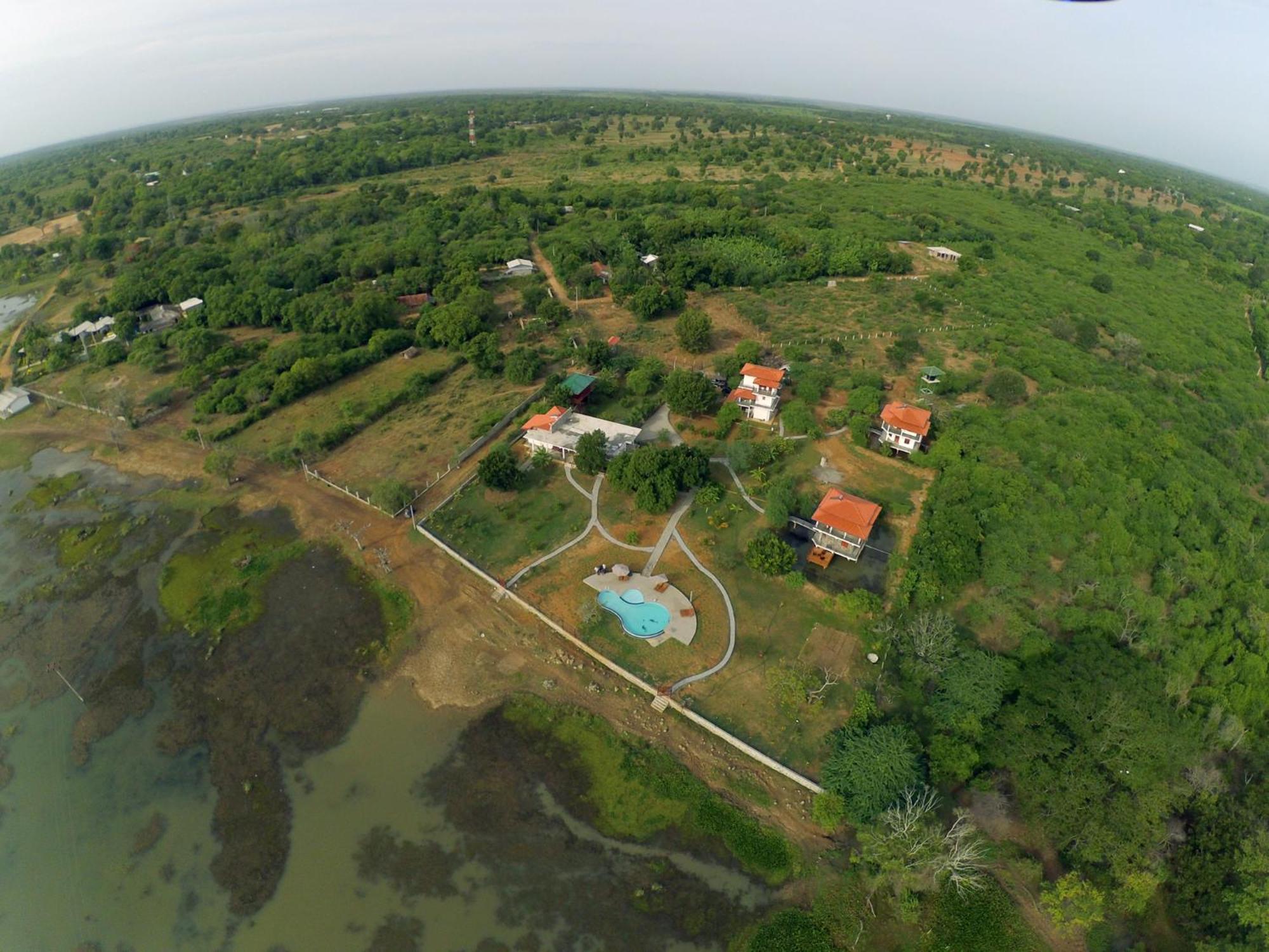 Lake Villa Resort Tissamaharama Exteriér fotografie